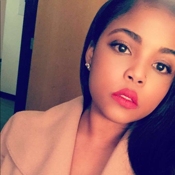 Meet your Posher, Milan - Picture 1 of 1